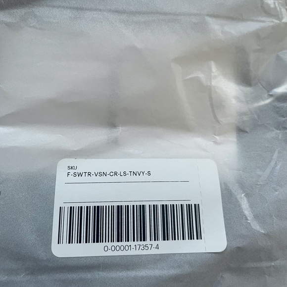 Everlane The Viscose Knit Crew, in Navy Small NWOT - Picture 6 of 7